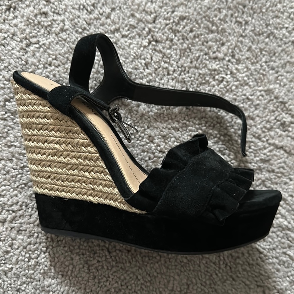 Gianni Bini Black Wedge purchased at Dillards. Like new, Worn once, Size 5
